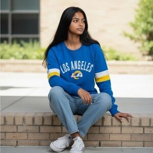 NFL Team Apparel Blue Los Angelos Rams Womens Sweater Small